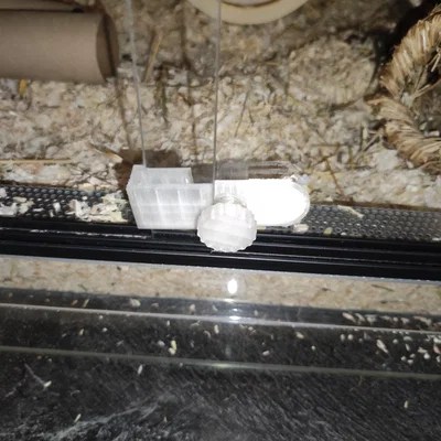 Khóa cho terrarium (cửa kính trượt) — Terrarium (glass slide door) lock
