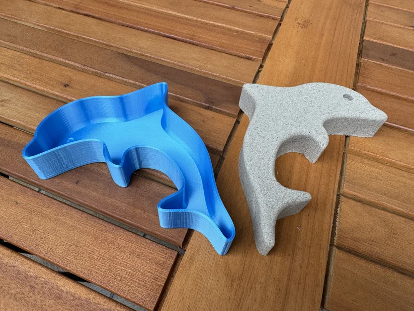 Khuôn Cát Cá Heo Dễ Thương (Cute Dolphin Sand Mold) - Image 1