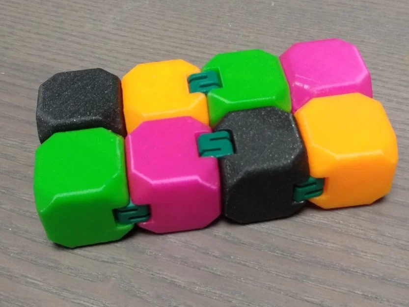 Infinity Cube (fidget cube) với hinges thay thế, in rời và dễ sửa - Image 1