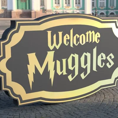 Bảng hiệu Welcome Moggles phong cách Harry Potter