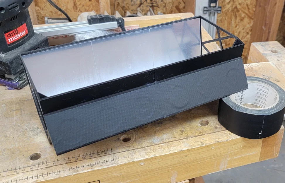 Lăng kính camera tailgate Cybertruck (Cybertruck Tailgate Camera Prism) - Image 2