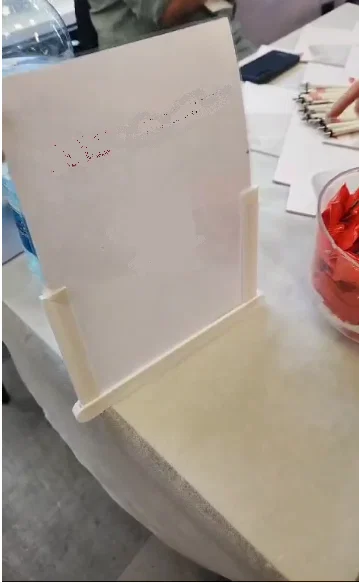 Kệ Để Bàn Trưng Bày Giấy Khổ A4 - Image 1