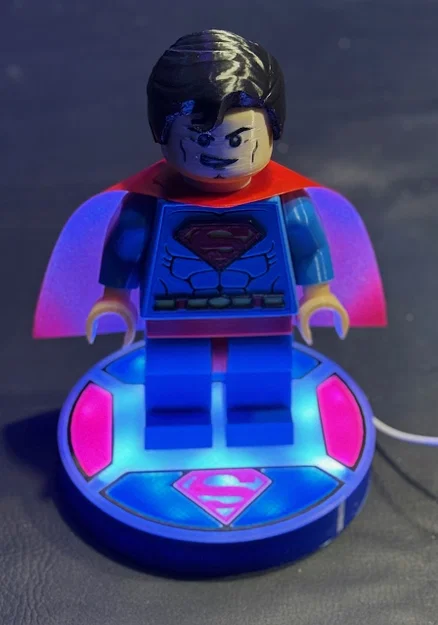 Classic Superman Brick MegaFigure (5:1 Scale) – Siêu nhân LEGO phóng to 500% - Image 5