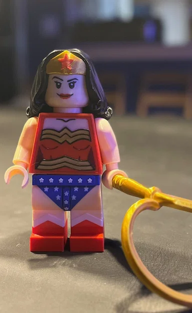 Wonder Woman MegaFigure (Tỉ lệ 5:1) - Image 1