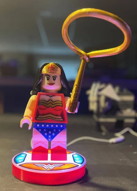 Wonder Woman MegaFigure (Tỉ lệ 5:1) - Image 8