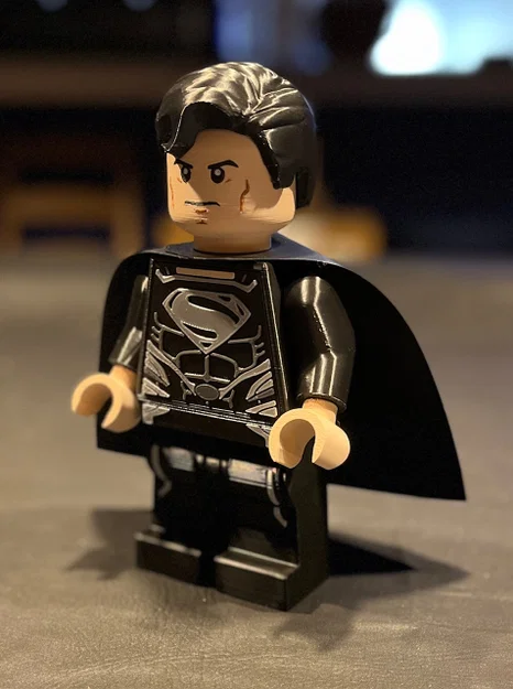 Black Suit Superman Brick MegaFigure (Tỉ lệ 5:1) - Image 2