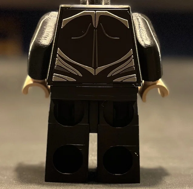 Black Suit Superman Brick MegaFigure (Tỉ lệ 5:1) - Image 5