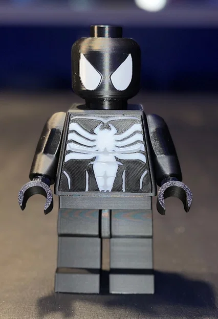 Spider-Man đồ Symbiote đen Brick MegaFigure (tỉ lệ 5:1) - Image 1