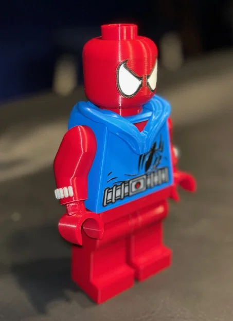 Scarlet Spider Brick MegaFigure (Tỉ lệ 5:1) - Image 1