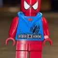 Scarlet Spider Brick MegaFigure (Tỉ lệ 5:1) - Thumbnail 2