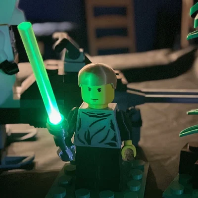 Rừng Endor & Luke Skywalker dạng Brick size khủng (tỷ lệ 5:1)