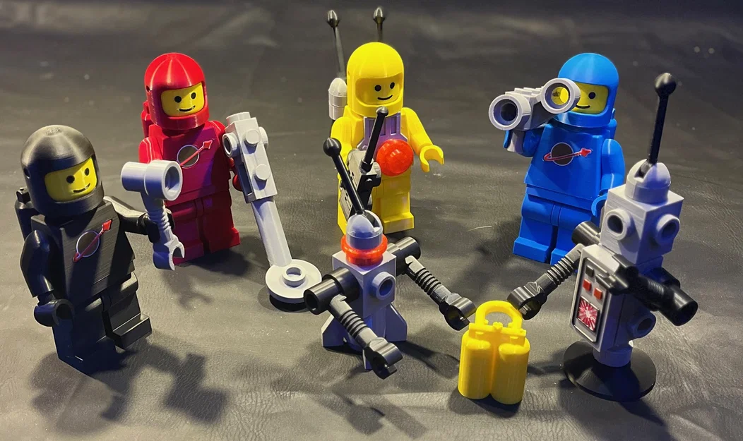 Classic Space Brick MegaFigures (Tỉ lệ 5:1) - Image 2