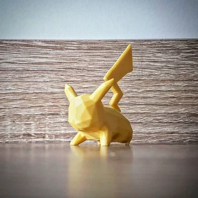 Mô hình Pikachu chiến đấu (Pokemon) phong cách Low Poly ấn tượng