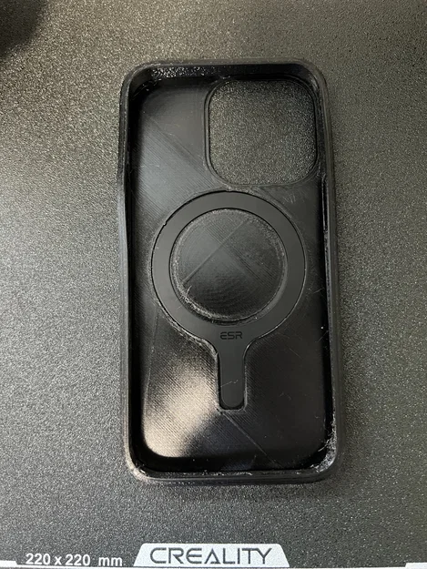 Ốp iPhone 13 Pro có bảo vệ camera và vòng MagSafe - Image 2