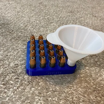 Khay Reloading và Phễu Đổ Thuốc Súng (Reloading Trays & Powder Funnels)