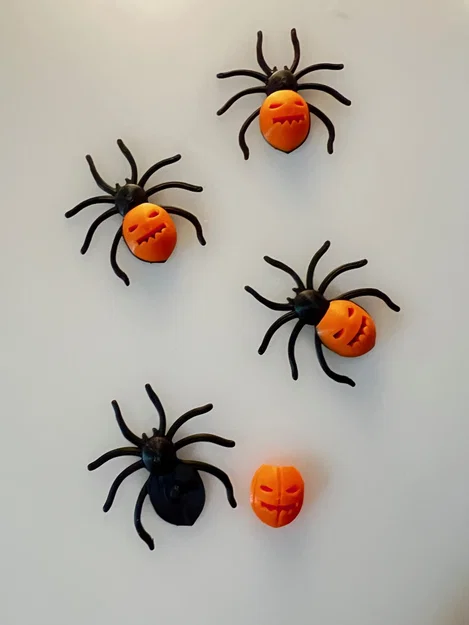 Nhện Nam Châm Halloween Độc Đáo - Phụ Kiện Trang Trí Tủ Lạnh 3D - Image 3