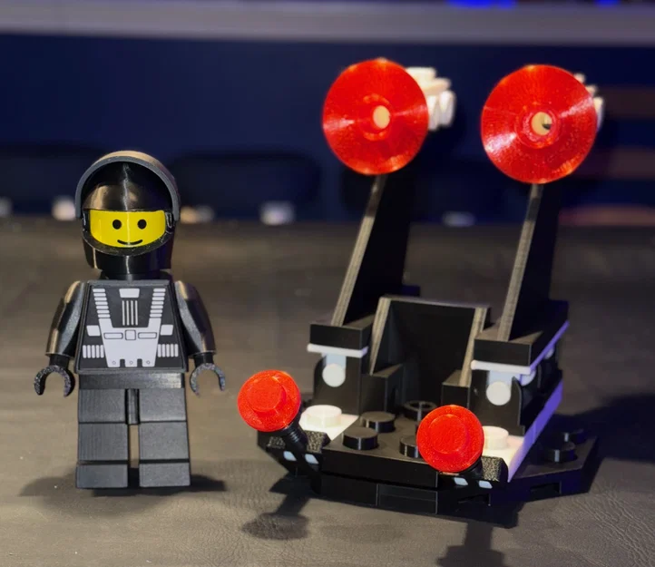 Brick Mega Cỡ Lớn Classic Space Meteor Monitor (tỉ lệ 5:1) - Image 1