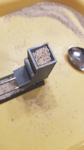 Dụng cụ rải đá ballast cho đường ray xe lửa mô hình TT và H0 - Image 1