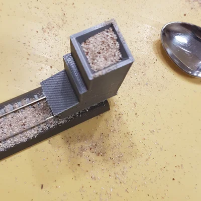 Dụng cụ rải đá ballast cho đường ray xe lửa mô hình TT và H0