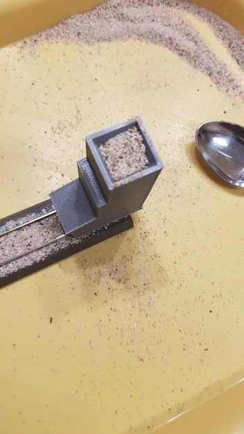 Dụng cụ rải đá ballast cho đường ray xe lửa mô hình TT và H0 - Image 5