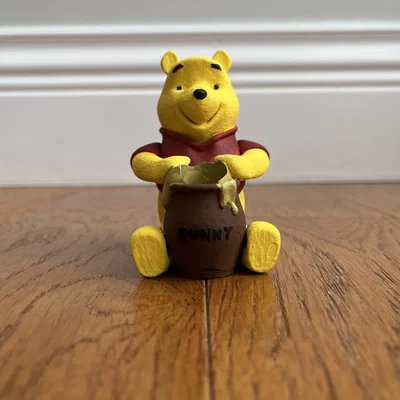 Ống cắm bút Winnie the Pooh đáng yêu - Mô hình in 3D trang trí bàn