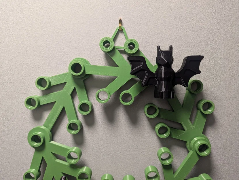 Mô hình chú dơi trang trí vòng nguyệt quế (Bat for Lego Wreath) - Image 1