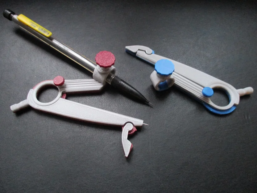 Compa đa năng Universal - Print-in-place - Image 1