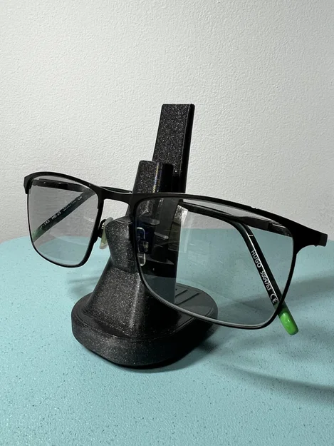 Giá đỡ kính mắt 3D để bàn tiện lợi và thẩm mỹ - Image 1