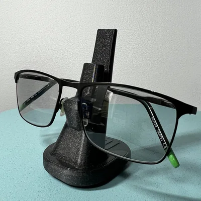 Giá đỡ kính mắt 3D để bàn tiện lợi và thẩm mỹ