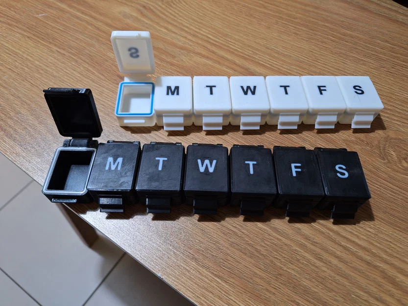 Hộp đựng thuốc ngày và đêm (Day and night pill boxes) - Image 1