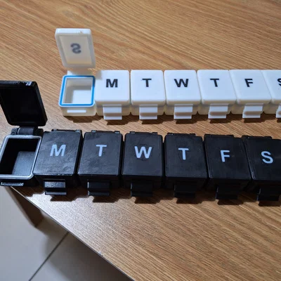 Hộp đựng thuốc ngày và đêm (Day and night pill boxes)