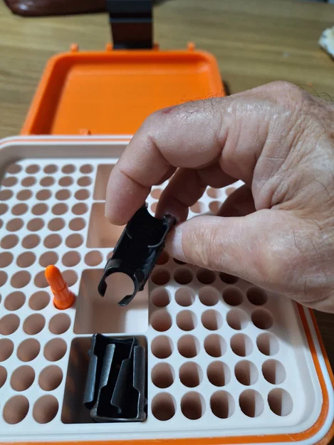 Rugged Box – Hộp khóa cứng cáp với insert thay đổi - Image 8