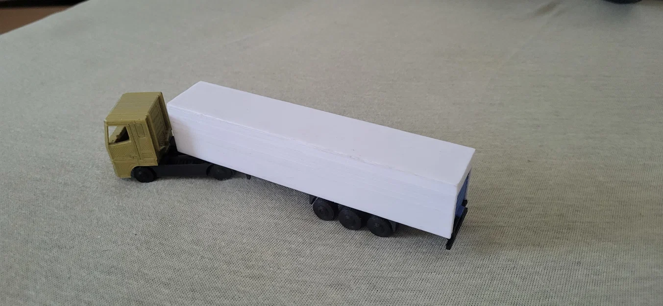 Mô hình xe đầu kéo Euro Truck tỉ lệ 1:87 siêu chi tiết cho dân chơi 3D - Image 3