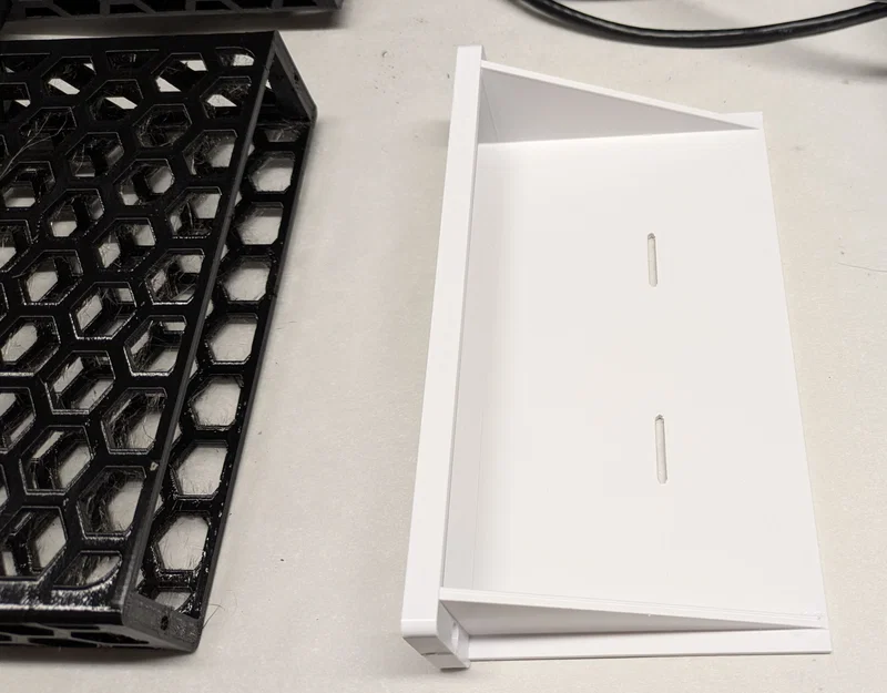 Giá đỡ gắn nguồn (Power Adapter) cho Dell Micro trên Rack Mount 1U - Image 1