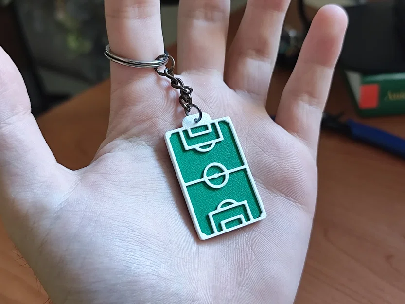 Móc khóa sân bóng đá (Football/Soccer Field Keychain) - Image 1