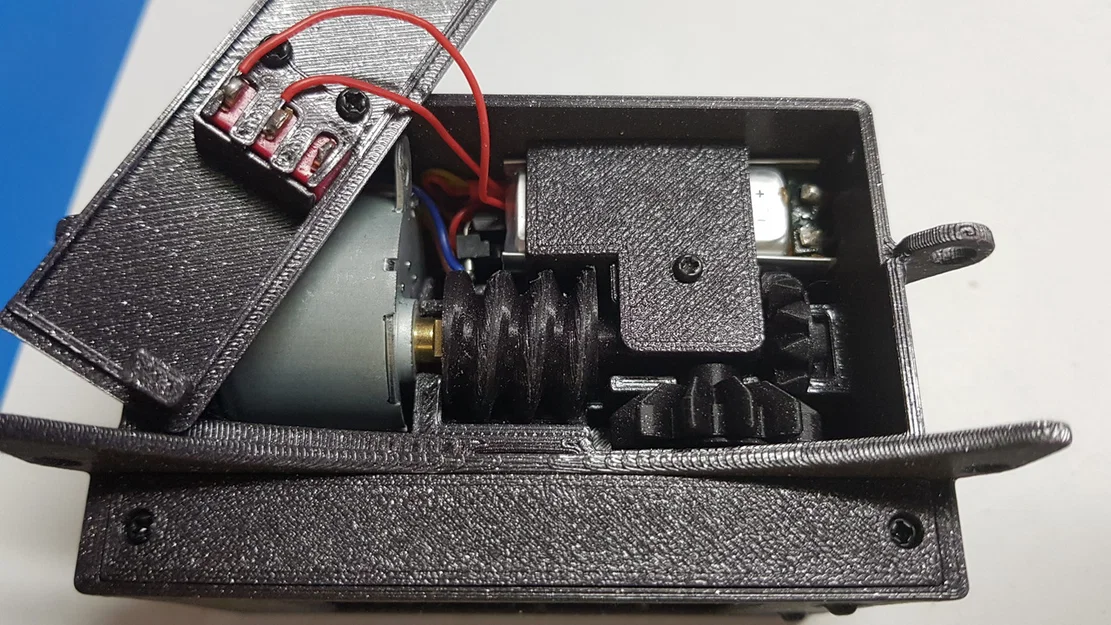 GaPa Hollow Clock - Image 4