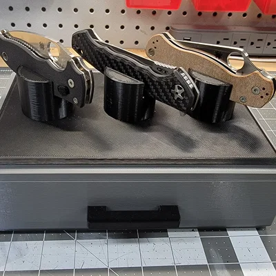 Kệ trưng bày dao kèm ngăn kéo