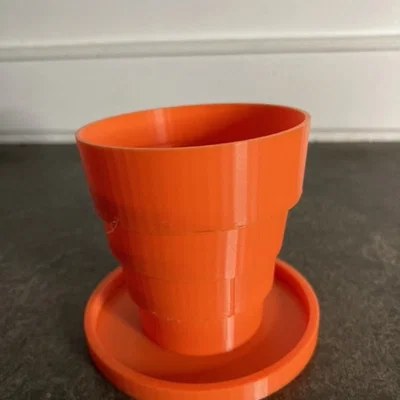Ly xếp gọn kèm nắp (Collapsible Cup with Cover)