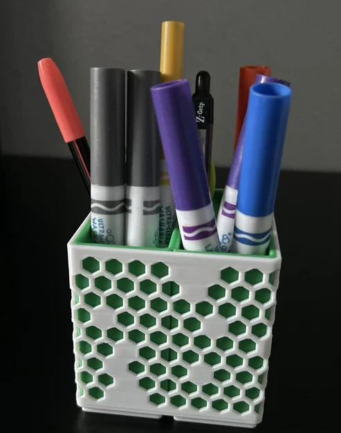 Ống cắm bút Gridfinity 3 ngăn họa tiết lục giác v2 - Image 4