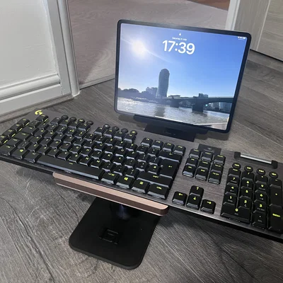 Giá đỡ bàn phím / tablet – chỉnh góc nghiêng