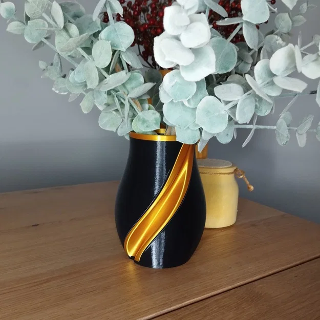 Mẫu bình hoa trang trí 3D hiện đại với thiết kế rãnh xoắn ấn tượng - Image 2