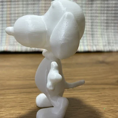Mô hình 3D chú chó Snoopy nhảy múa siêu đáng yêu để tự tô màu