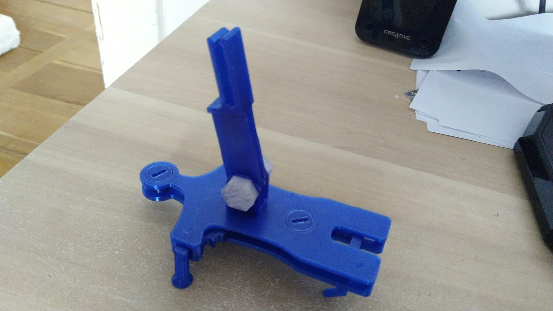 Giá đỡ điện thoại ô tô đa năng (Universal car phone holder) - Image 6