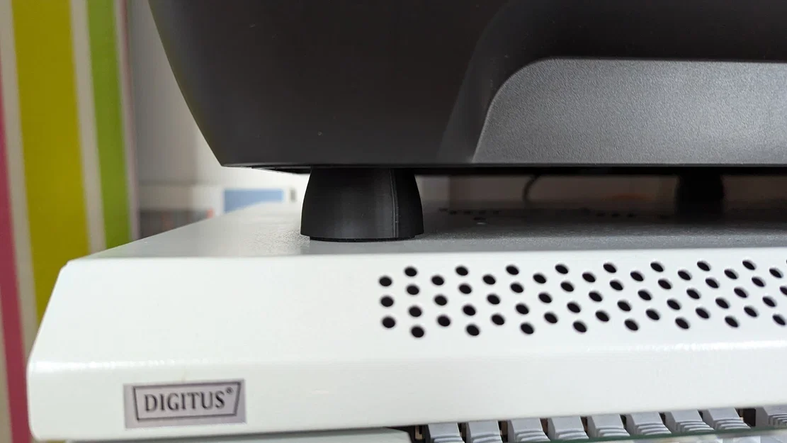 Chân kê (feet) cho Qidi Q1 Pro - Image 2