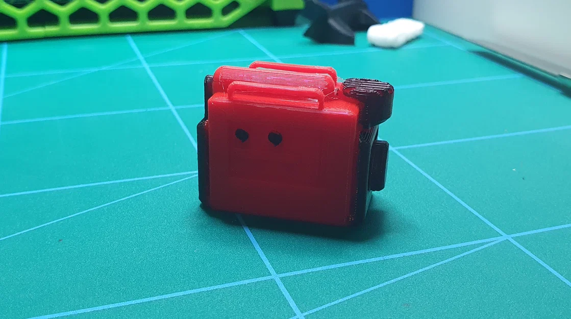 Mô hình máy phát điện cầm tay 3D cho sa bàn, RC crawler - Image 1