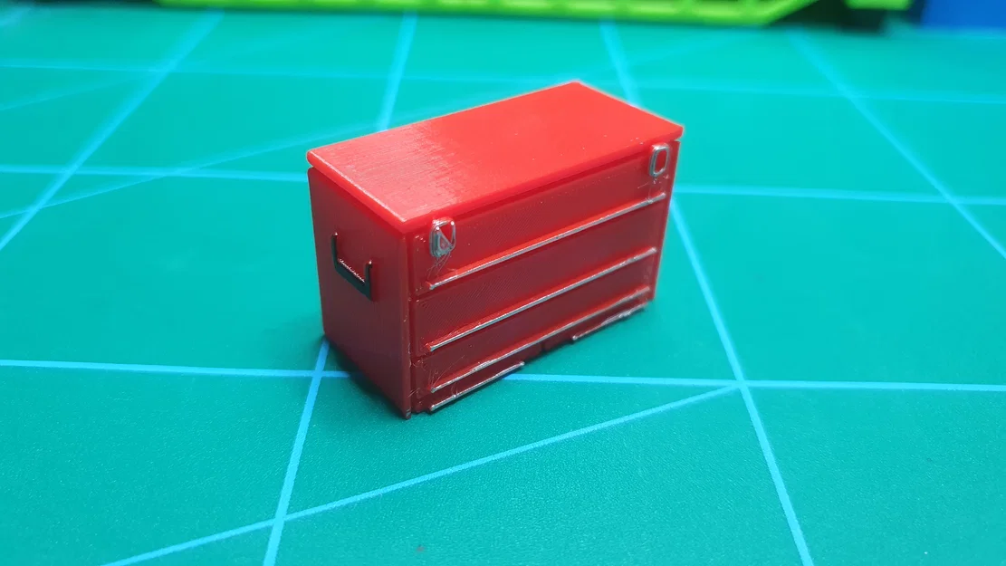 Mô hình hộp đựng dụng cụ (Toolbox) tỉ lệ 1/10 đến 1/16 cho diorama - Image 1