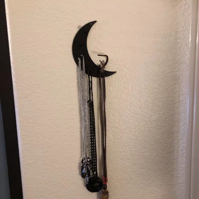 Giá treo vòng cổ hình trăng khuyết độc đáo - Phụ kiện trang trí 3D