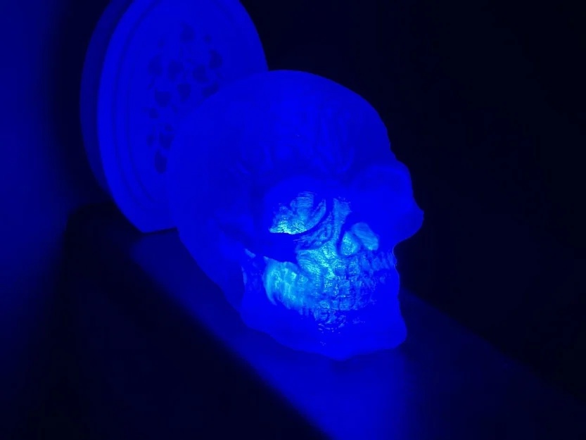 Light-up RGB Celtic Skull - Image 7