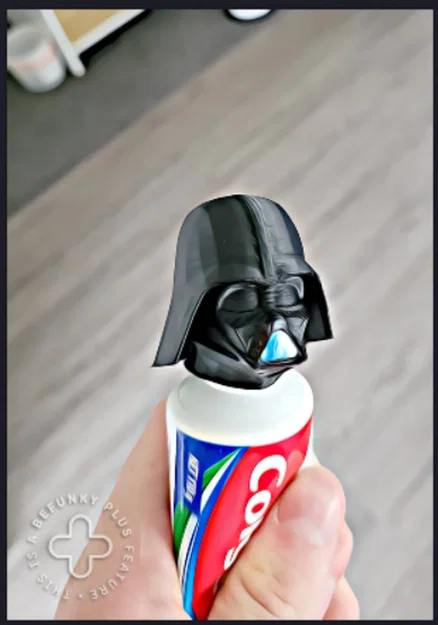 Nắp đậy tuýp kem đánh răng Darth Vader in 3D độc đáo - Image 1