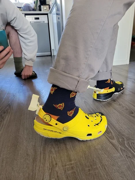 Cánh gió (wing/spoiler) gắn kẹp cho Crocs - Image 1